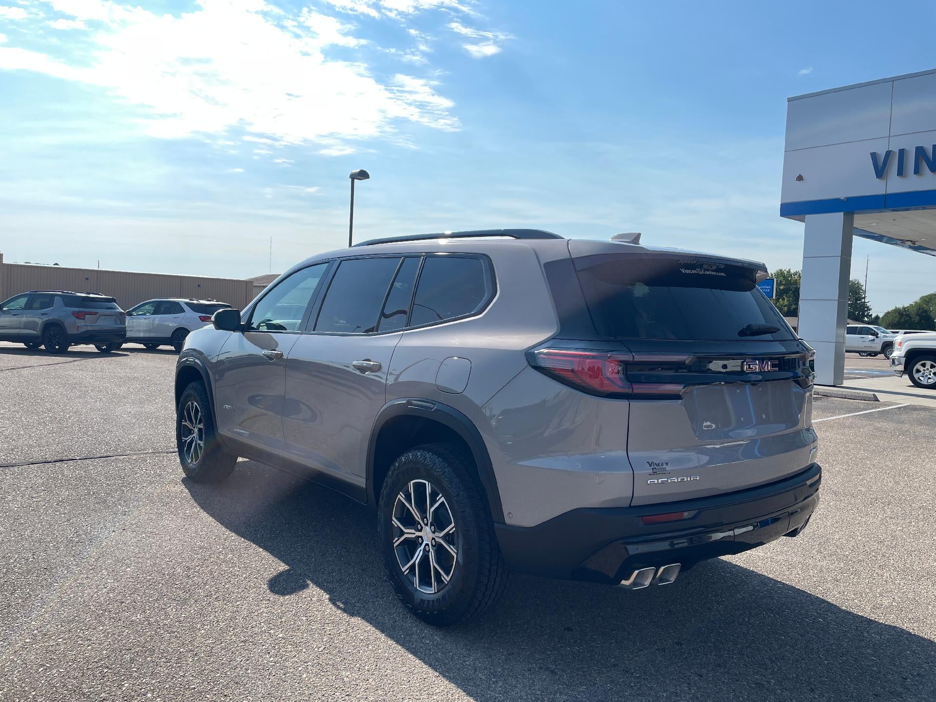 2026 GMC Acadia AT4