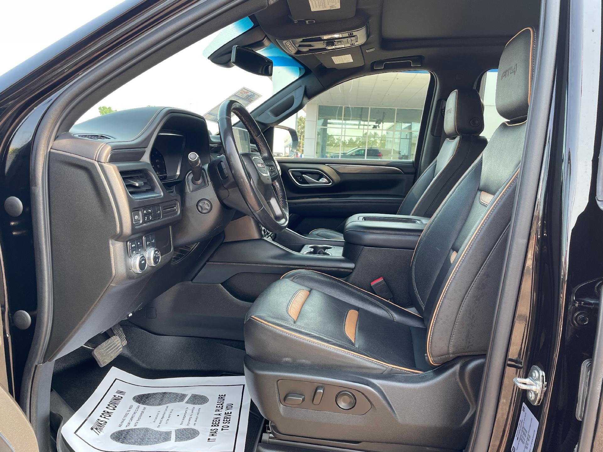 2022 GMC Yukon XL AT4