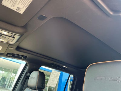 2022 GMC Yukon XL AT4