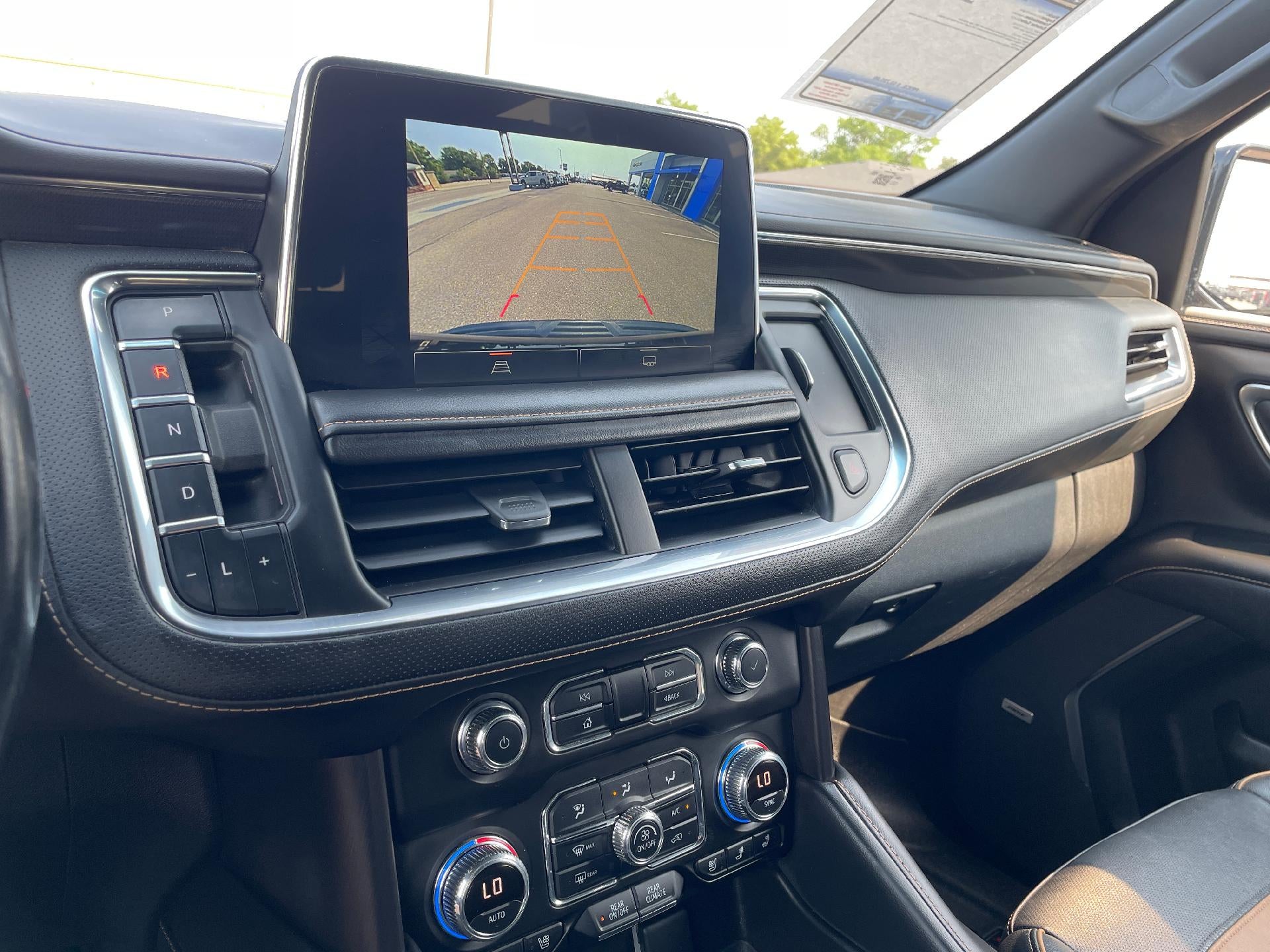 2022 GMC Yukon XL AT4