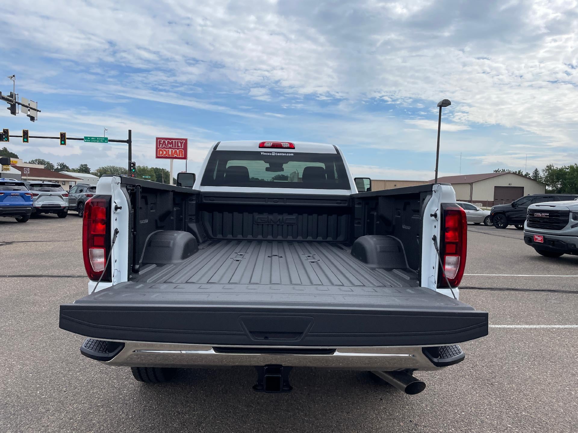 2026 GMC Sierra 2500HD SLE - Photo 9