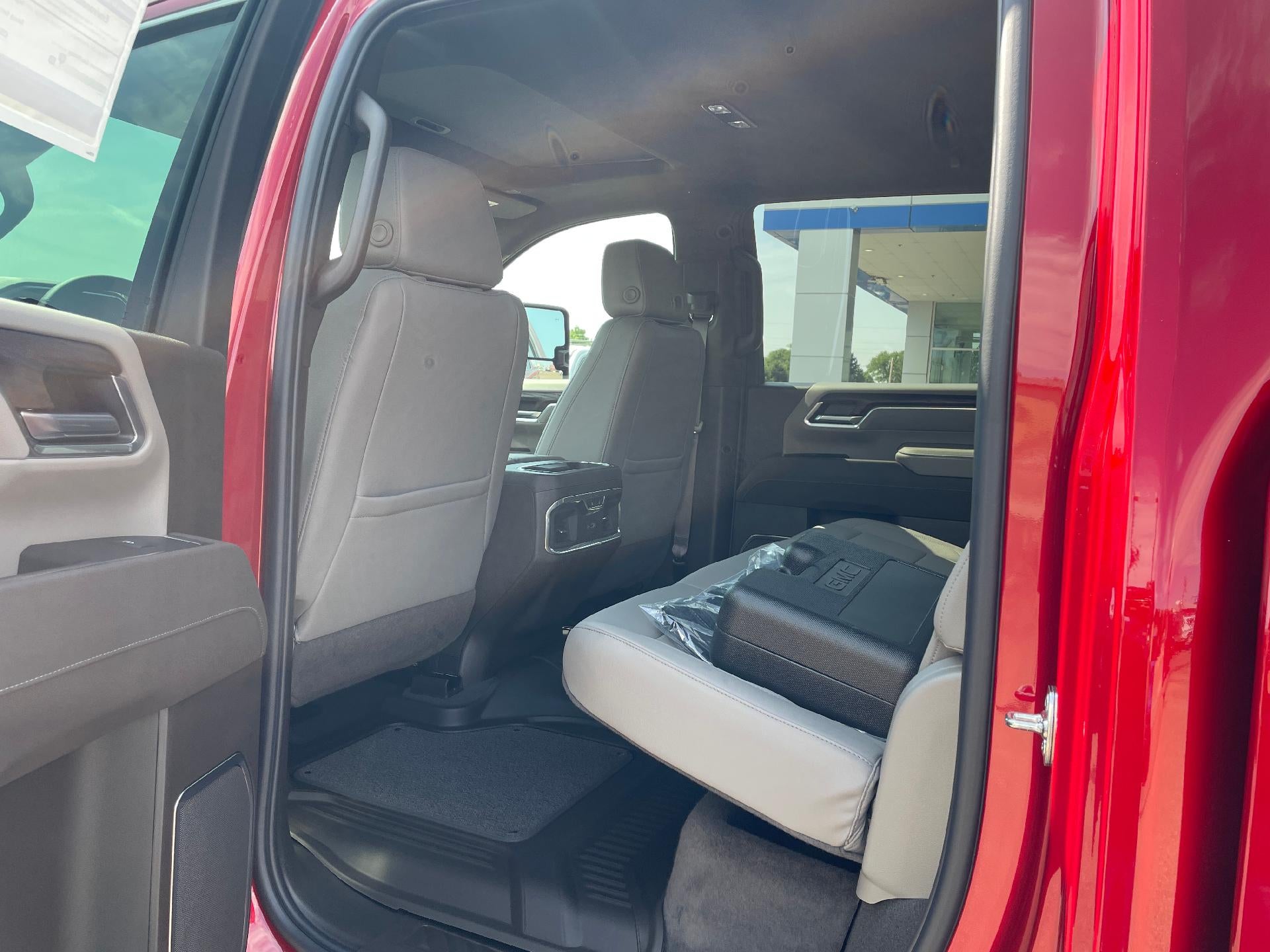 2026 GMC Sierra 3500 HD SLT