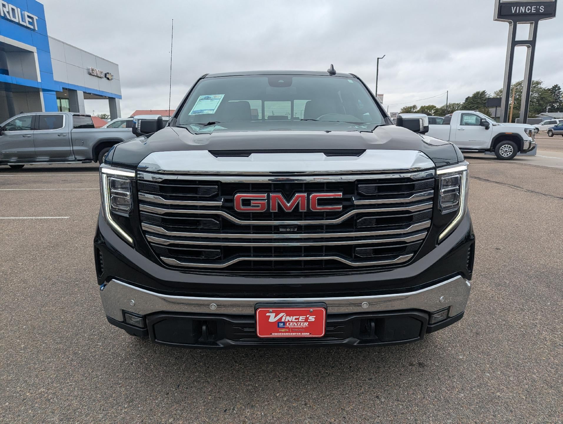 2023 GMC Sierra 1500 SLT