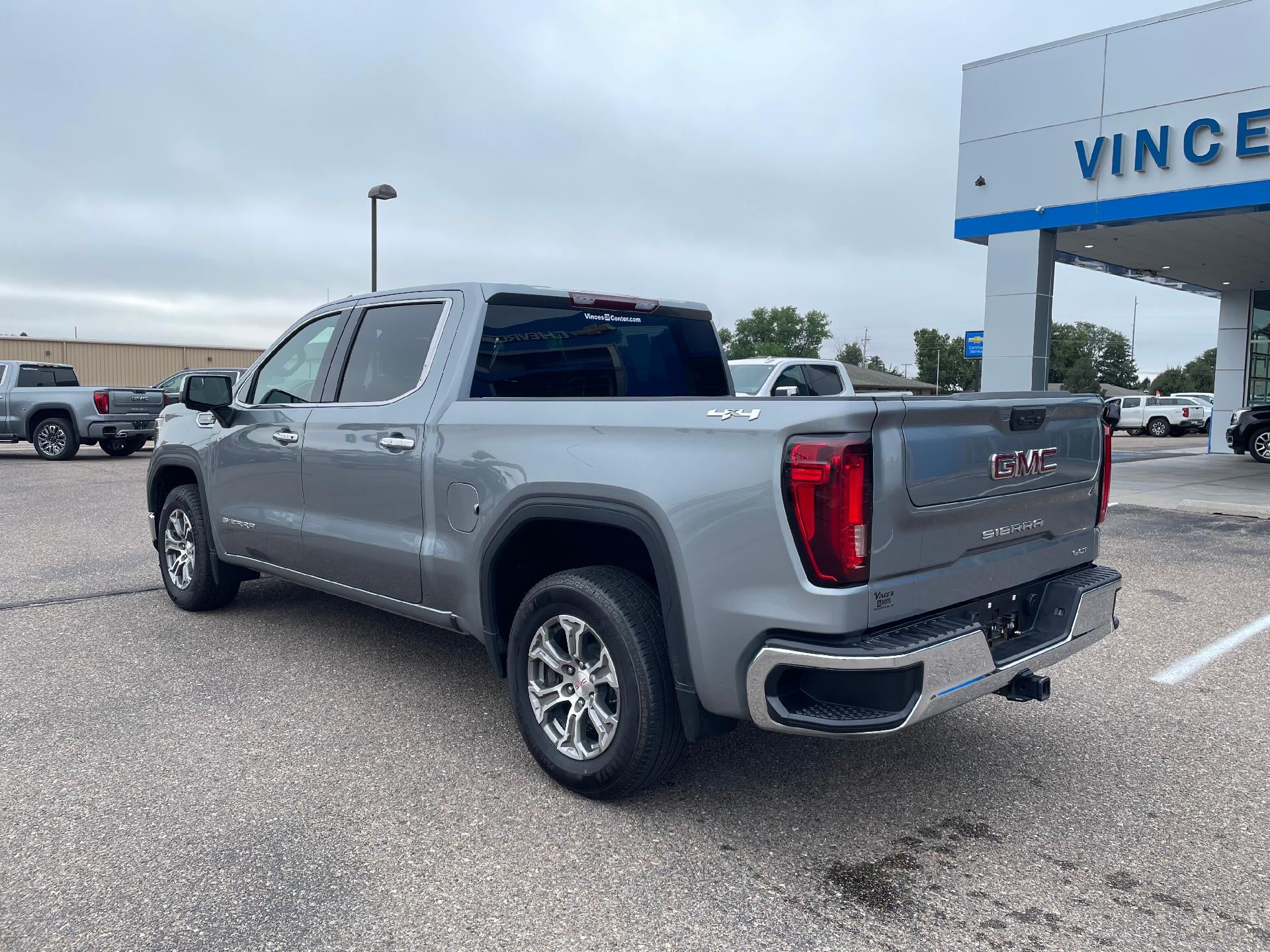 2024 GMC Sierra 1500 SLT