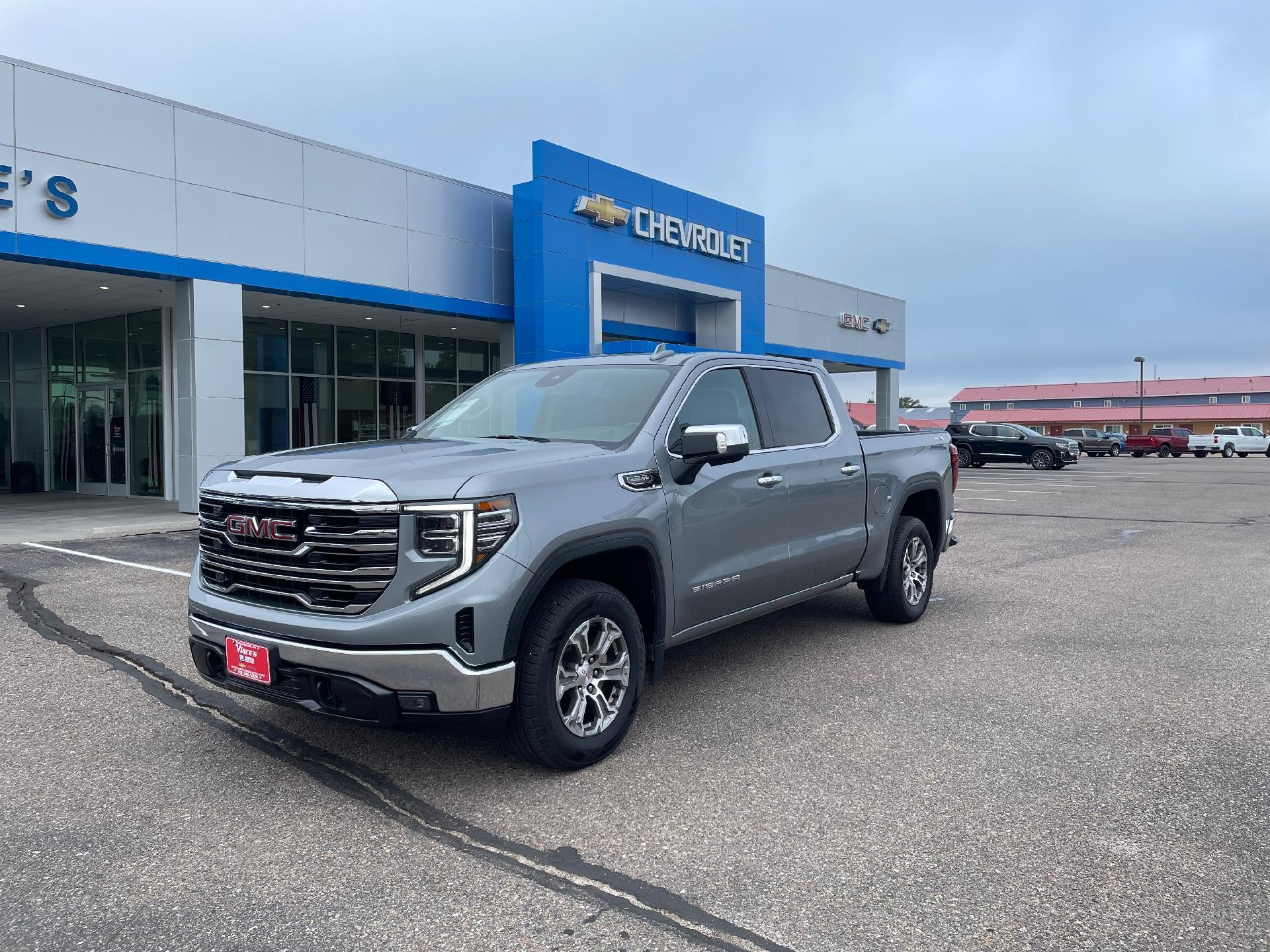 2024 GMC Sierra 1500 SLT